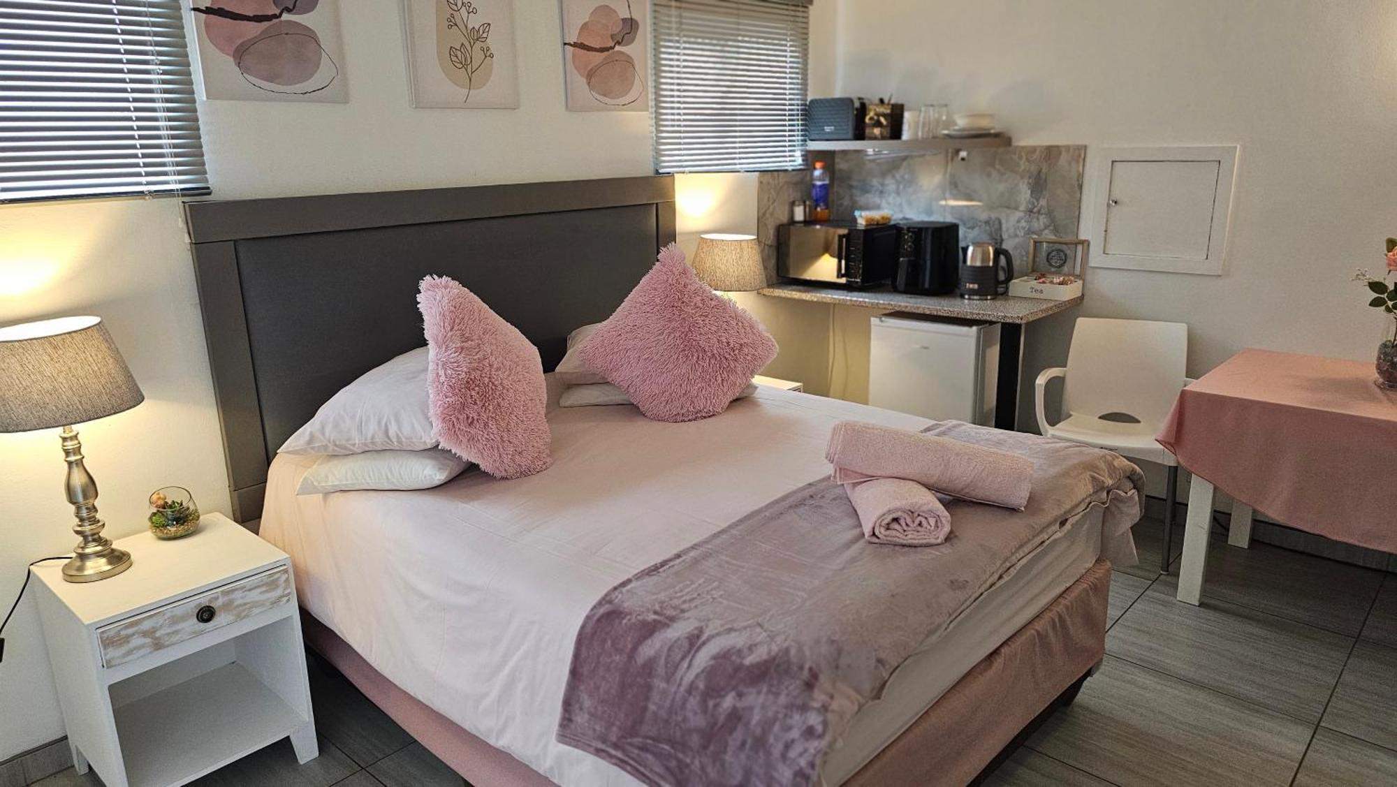 The Haven: Make Our Home Your Home Estcourt Luaran gambar