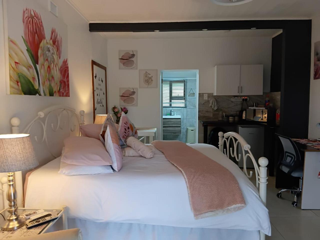 The Haven: Make Our Home Your Home Estcourt Luaran gambar